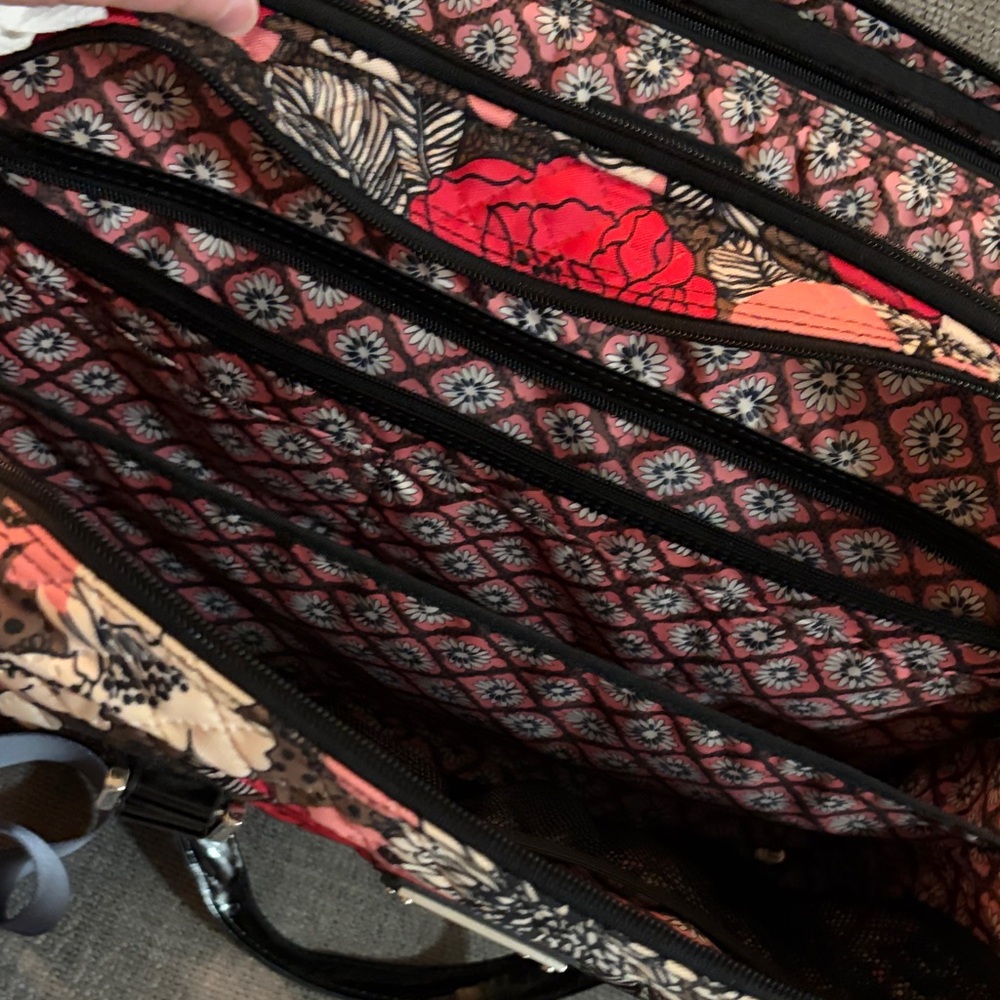 Vera Bradley Weekender Bag -Retired Mocha Rouge Pattern - Picture 5 of 8